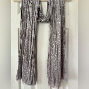 Vera Bradley Soft Fringe Scarf in Metallic Gray & Silver